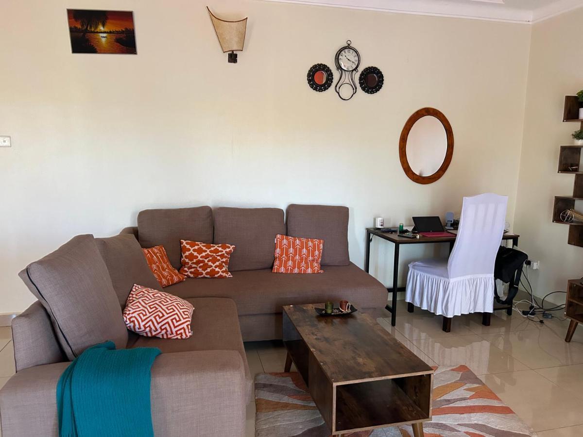 The Abode Apartments Lake View & Breakfast Suite Near Beach Entebbe Eksteriør bilde