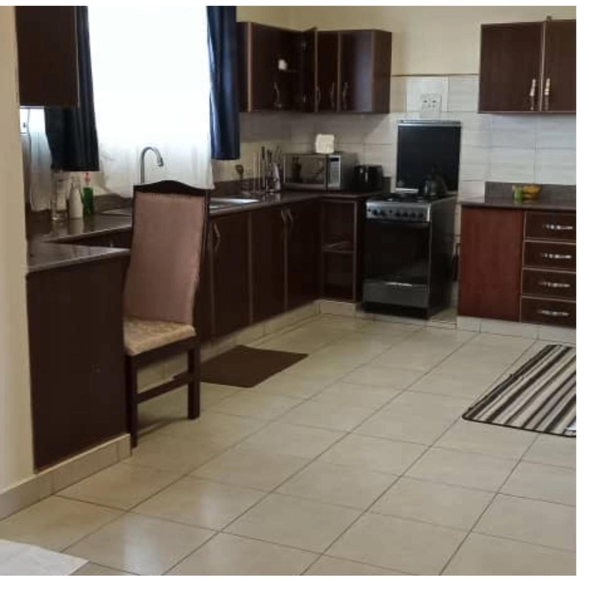 The Abode Apartments Lake View & Breakfast Suite Near Beach Entebbe Eksteriør bilde