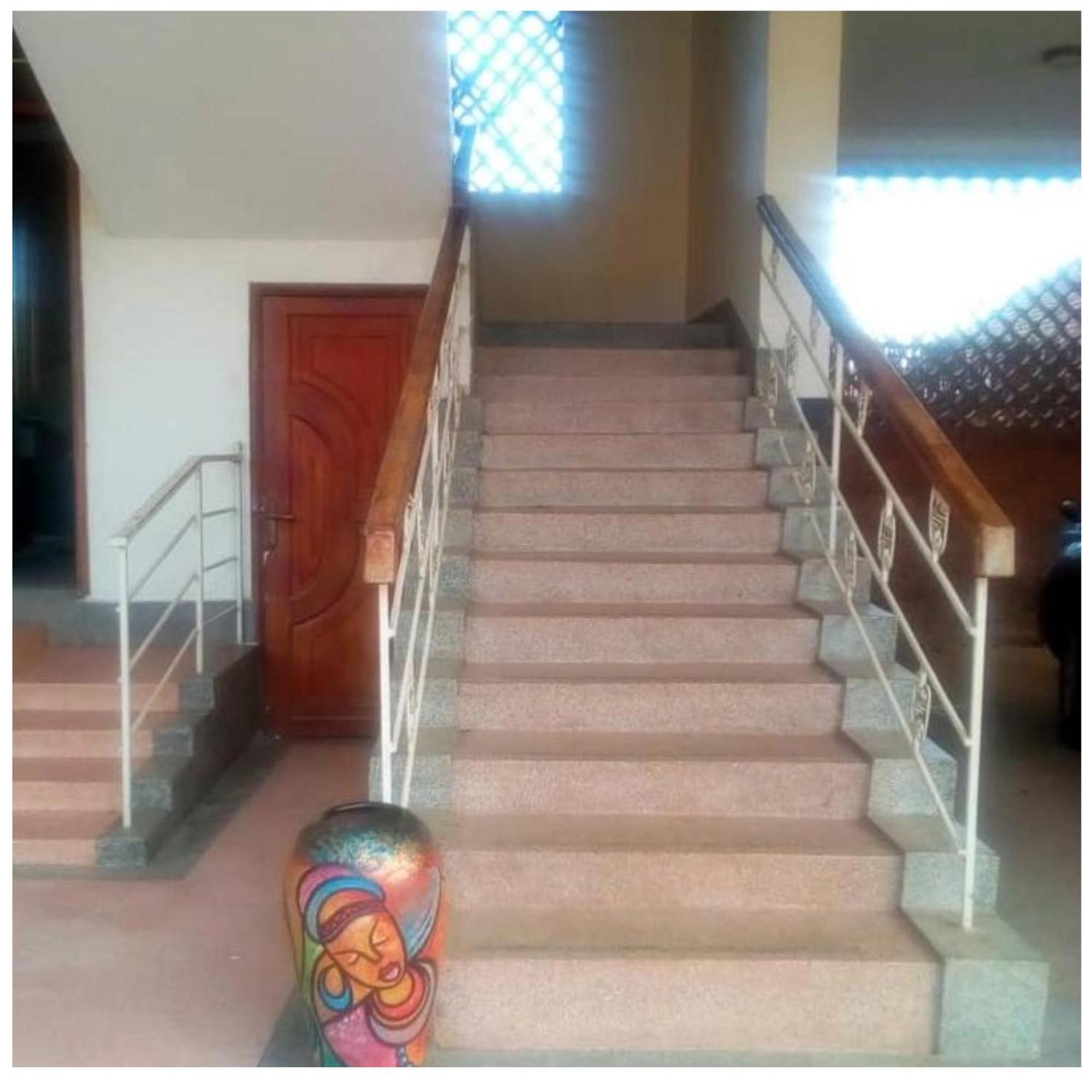 The Abode Apartments Lake View & Breakfast Suite Near Beach Entebbe Eksteriør bilde
