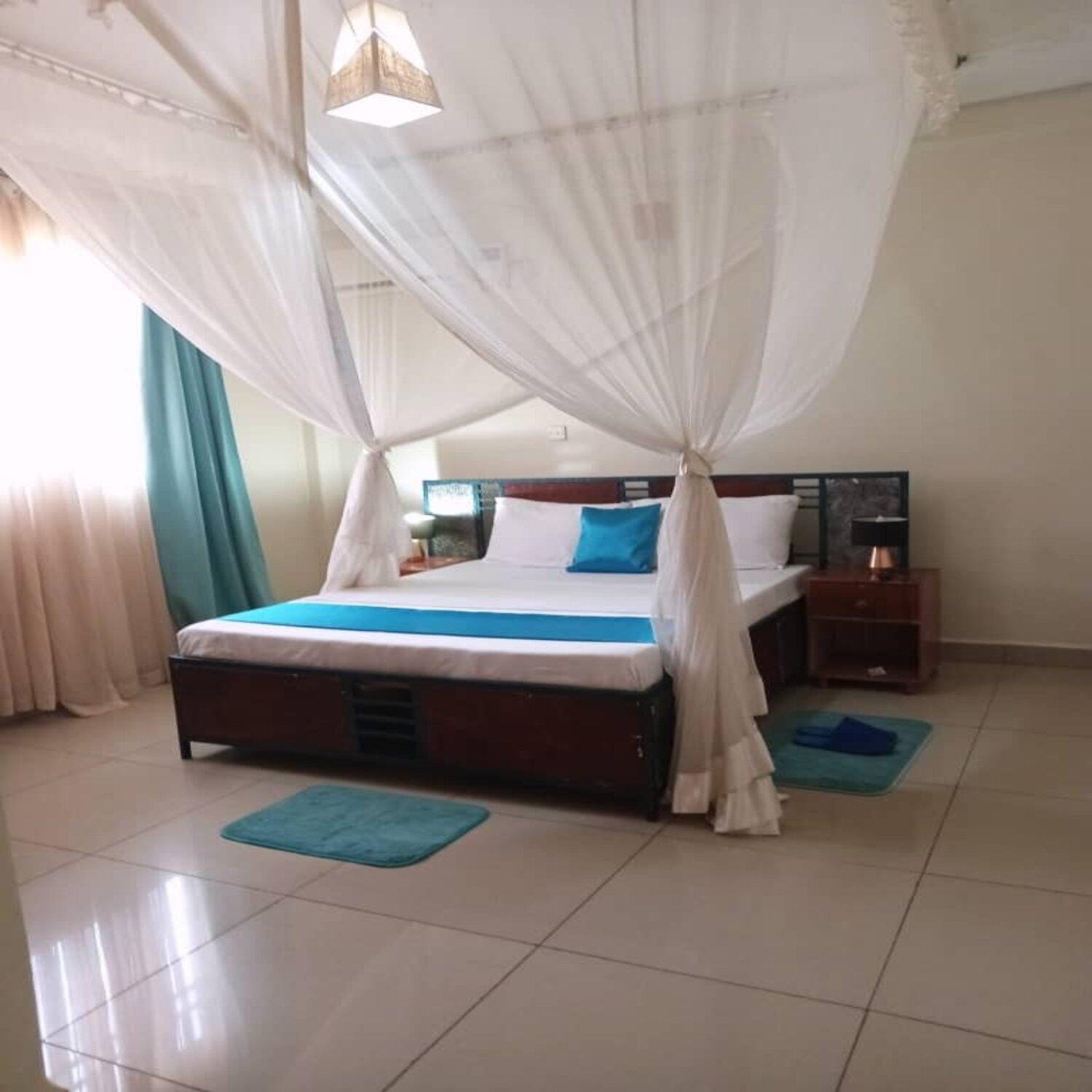 The Abode Apartments Lake View & Breakfast Suite Near Beach Entebbe Eksteriør bilde