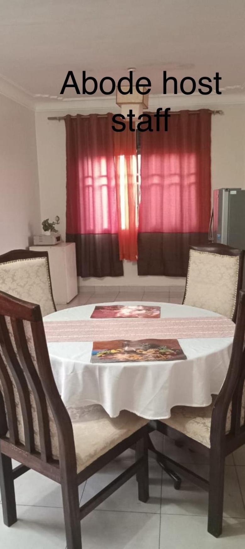 The Abode Apartments Lake View & Breakfast Suite Near Beach Entebbe Eksteriør bilde